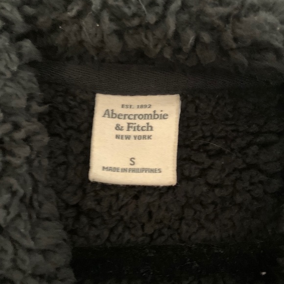 Abercrombie and Fitch cardigan - Picture 5 of 8